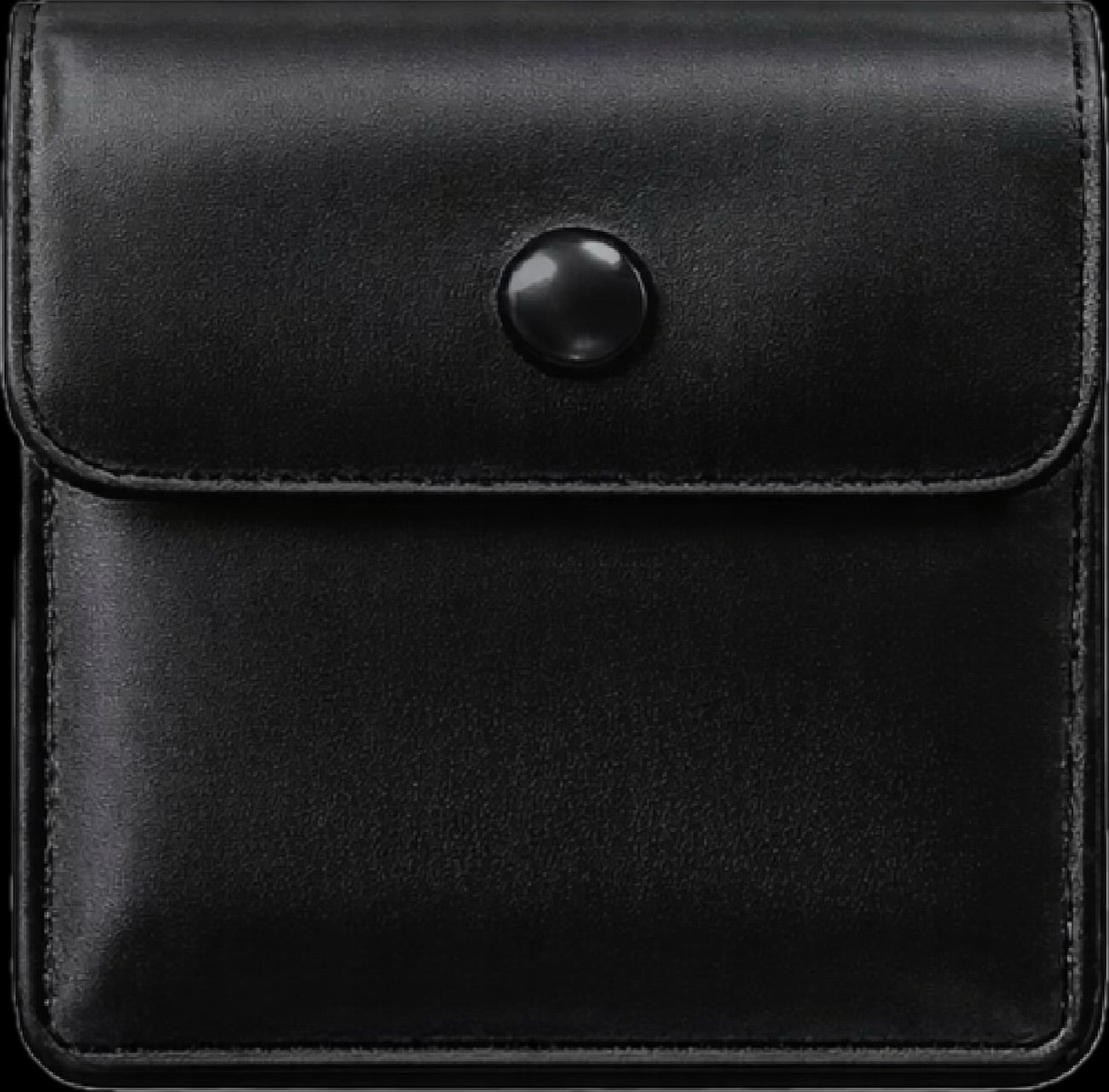 3.POCKET ASHTRAY